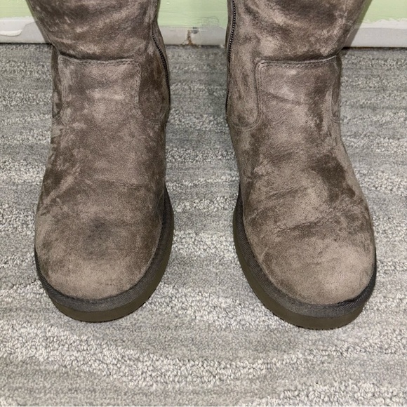 Ugg Australia Gray Sumner Boots Full Zip Size 7 S/N 1005375 - Picture 4 of 9